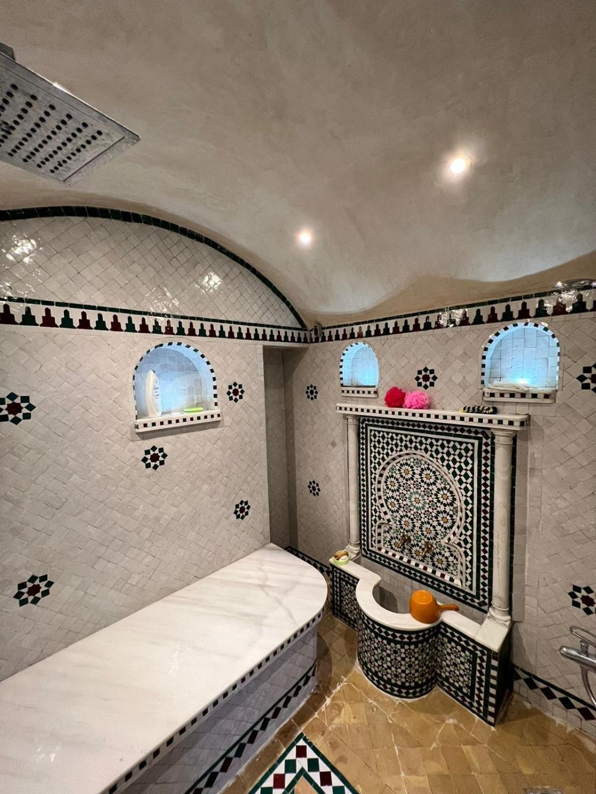 Apartment Nazaha For Families Only แทนเจียร์ ภายนอก รูปภาพ